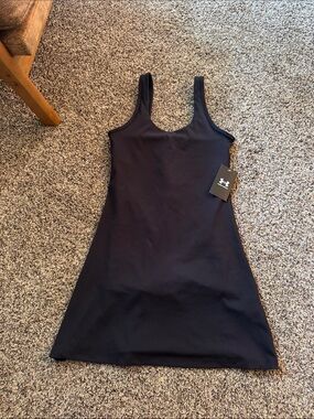 Under Armour Women's Black Sleeveless with shorts